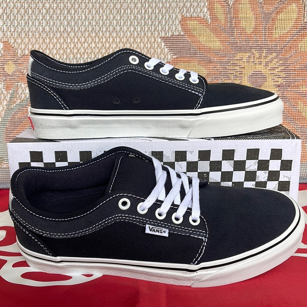 Vans Skate Chukka Low 
Dark Navy
VNOA4BX4DNV
MN sneakers - skateboarding